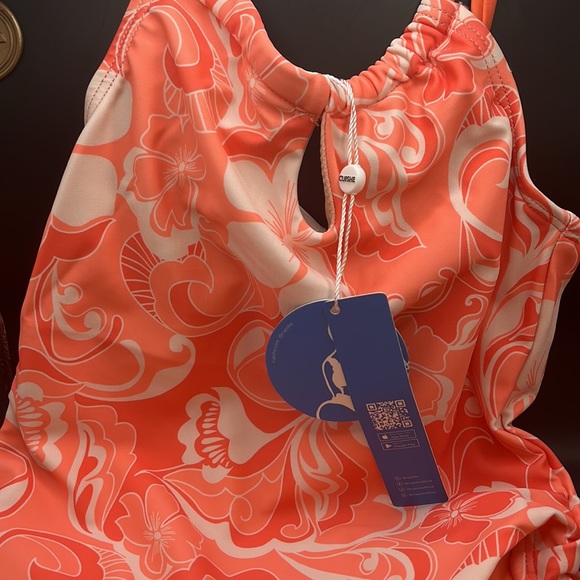 Girls Romantic Petals High Neck Cutout Ruffled One Piece Swimsuit size 4 - Picture 6 of 8